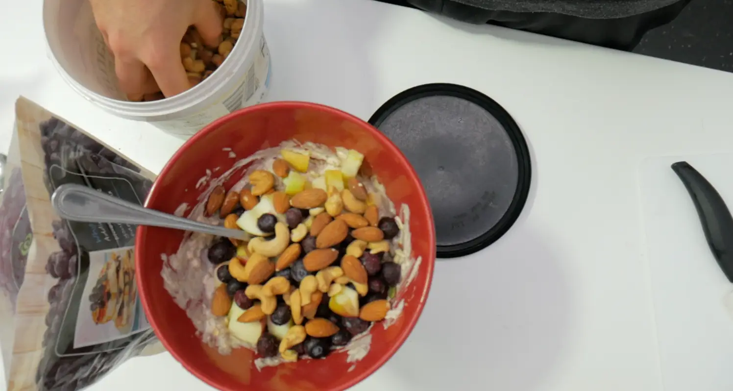 Summer time Oats & Yoghurt
